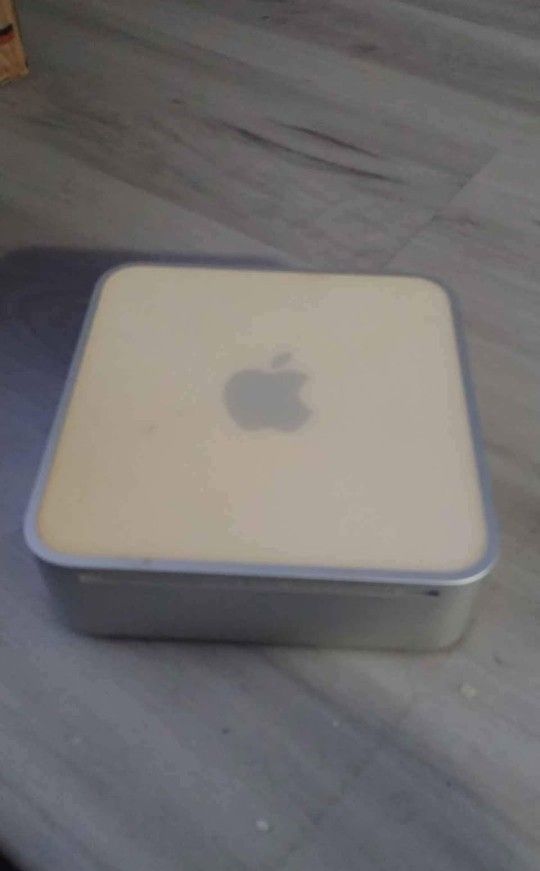 2005 Mac Mini