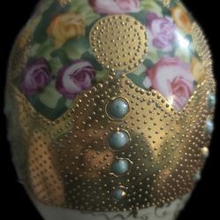 Antique Hand Painted Japan (Nippon) Moriage Porcelain Egg, Maple Leaf Mark