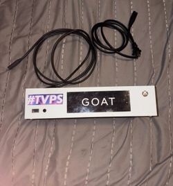 Xbox bundle lot