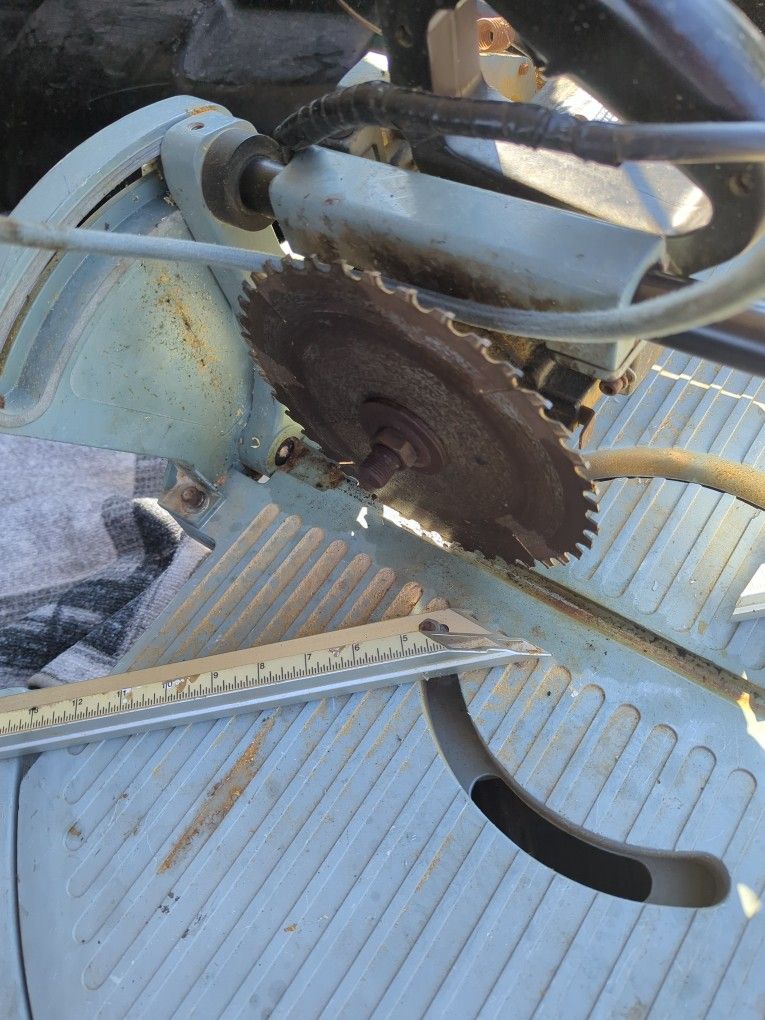 Delta Sawbuck Trim And Frame Saw