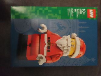 LEGO Life-Sized Santa Figure Set 40820