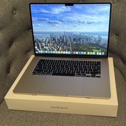 15-inch MacBook Air M3 – Excellent Condition