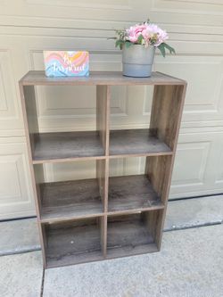 6-Cube Storage Organizer Shelf