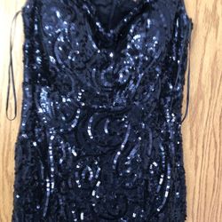 Party dresses size 12 in good conditions, and one of them is Brandi
