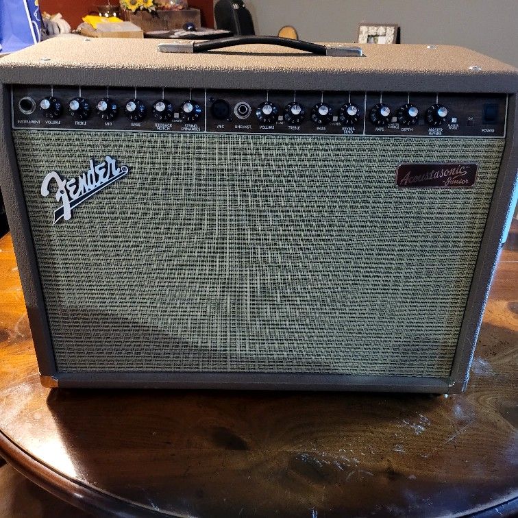 Fender Acoustic Junior Amp