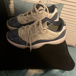 Jordan 11 Retro Low Diffused Blue Size 9