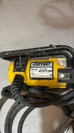 Oztec concrete vibrator