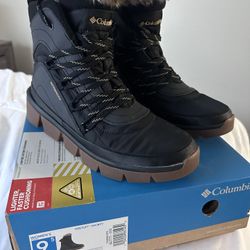 Columbia Keetley Shorty Snow Boots
