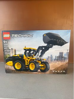 Lego 42209 Volvo L120 Electric Wheel Loader (New)