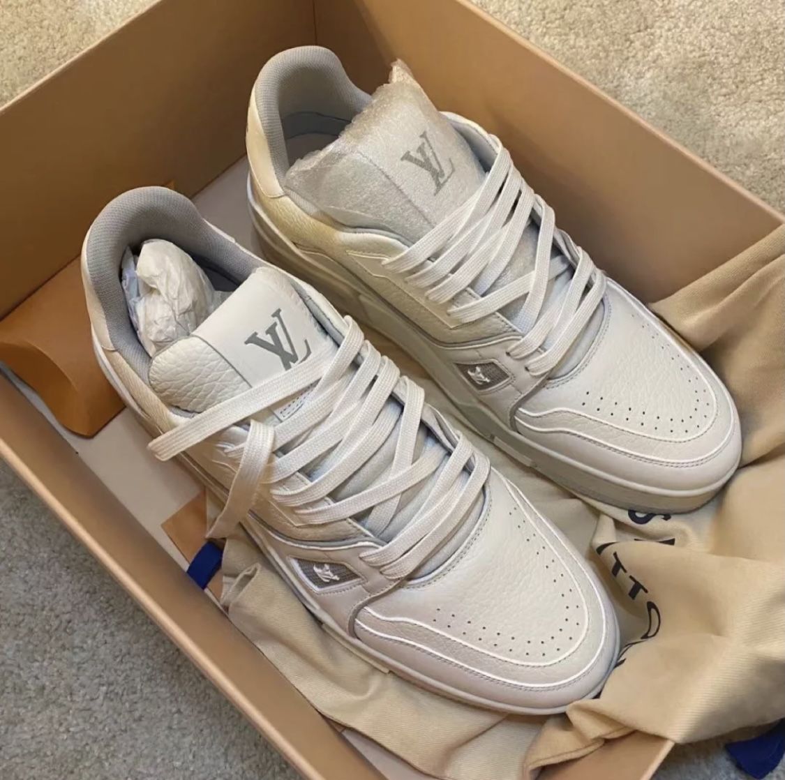 Louis Vuitton LV Trainer SS21 White Grey for Sale in Seattle, WA - OfferUp