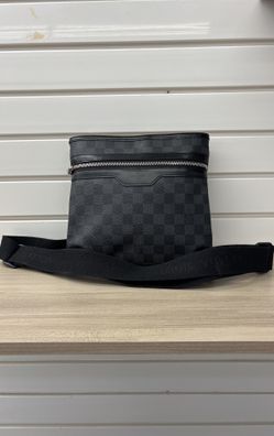 Louis Vuitton - Thomas Damier Graphite 