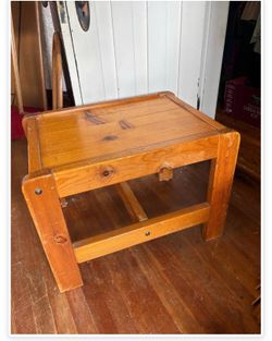 End table or night stand