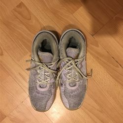 Size 13 Men Basketball Shoes