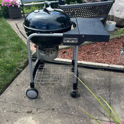 Weber Performer  