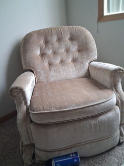 1940s vintage recliner
