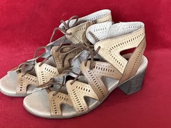 EARTH STEPH MALI SAND BROWN LEATHER GLADIATOR WOMENS SANDALS SHOES Size 11 ‼️ THe BEST DEAL You Can Find .. ‼️