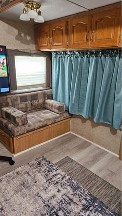 2004  Forest River Wildcat Rv (Must see!)
