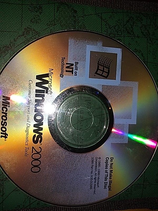 Windows 2000 OEM CD with activation Key