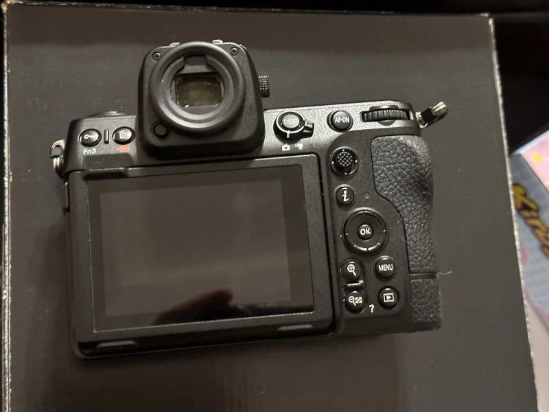 Nikon Z8 Z 8 45.7MP Mirrorless Camera (Body Only)
