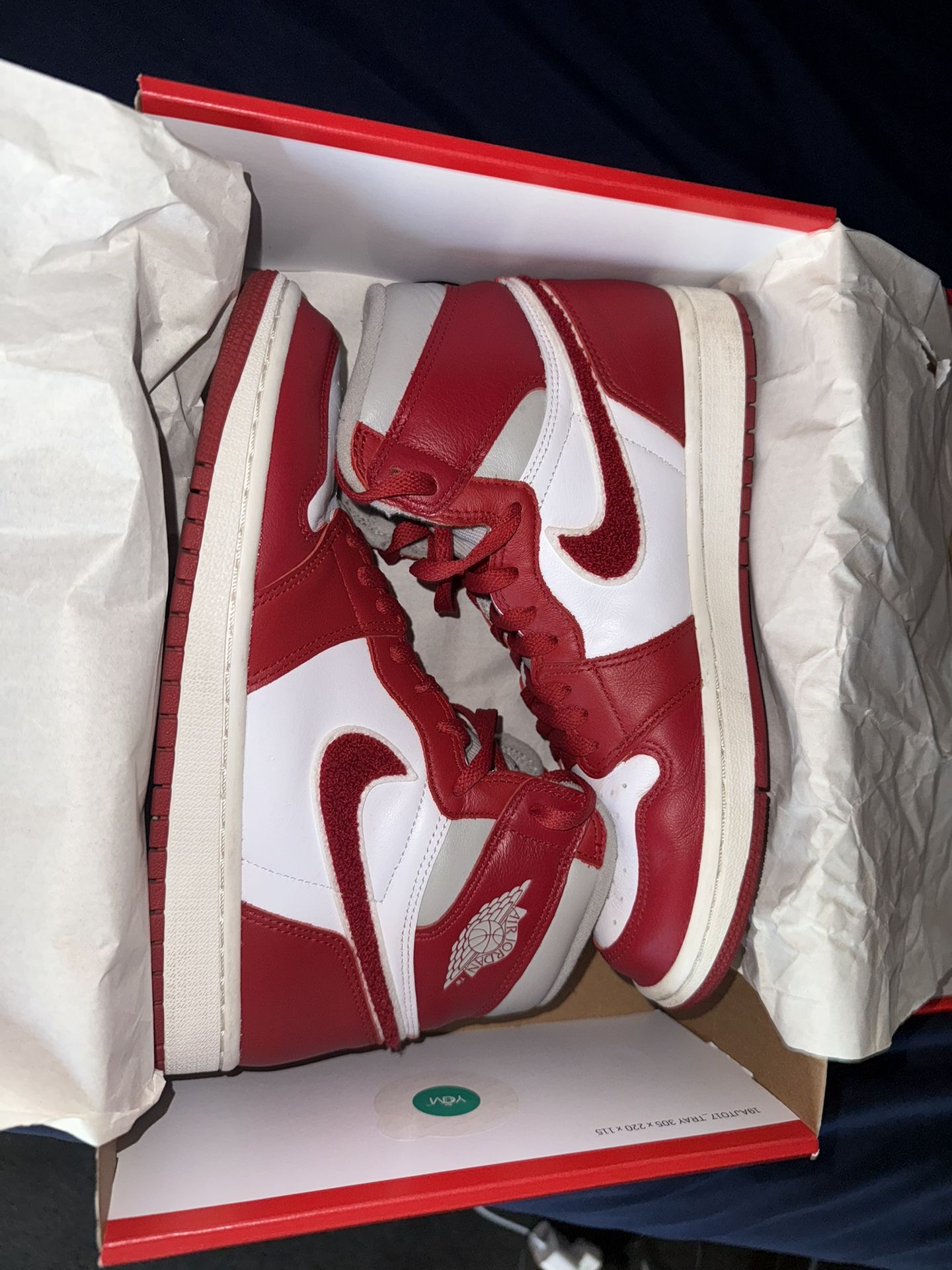 Jordan 1 Retro High OG Varsity Red (W)
