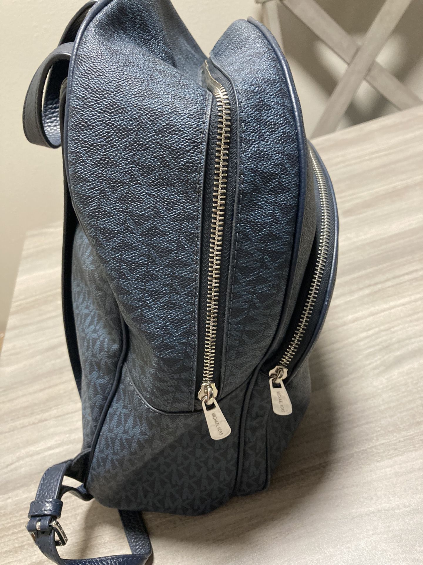 Michael Kors Backpack for Sale in South Gate, CA - OfferUp
