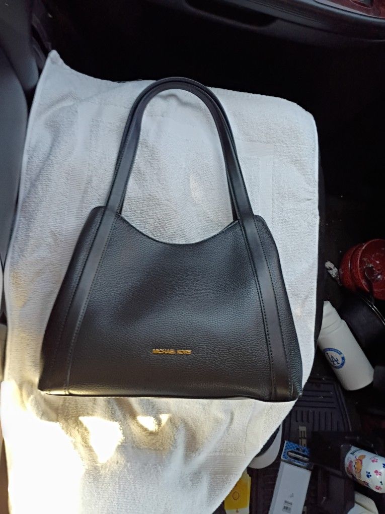 Michel Kors Purses Black Color LG Shoulder Tote Leather
