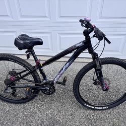 Specialized Hardrock Bike