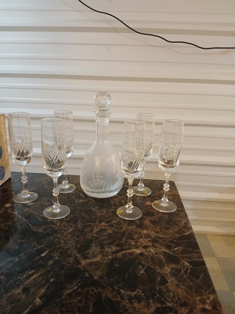 7 Piece Crystal Decanter Set
