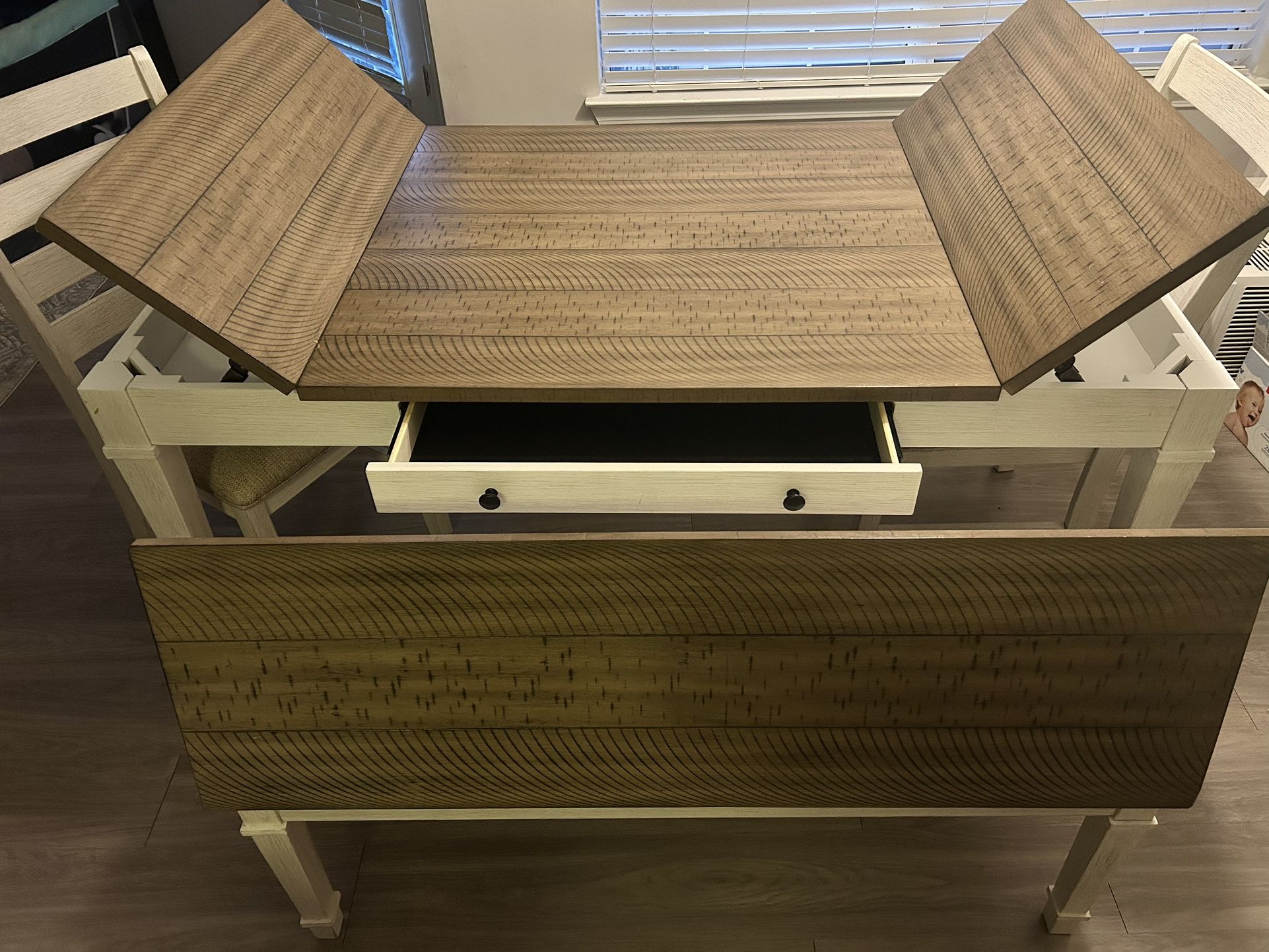 Ashley Signature Furniture 