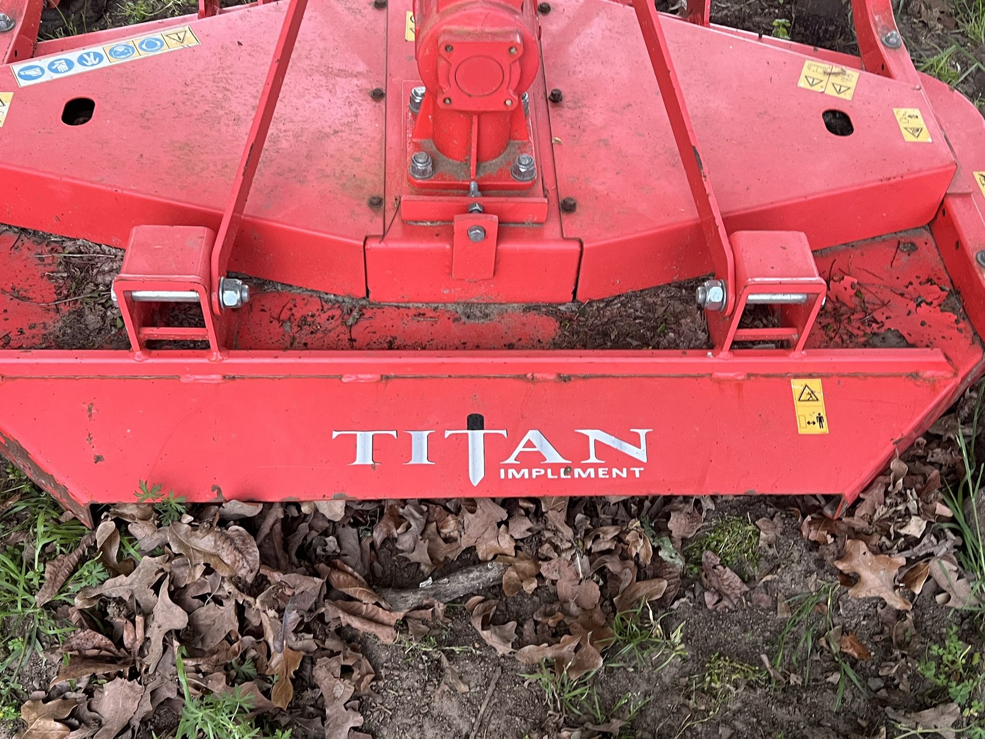 Titán Finish Mower 