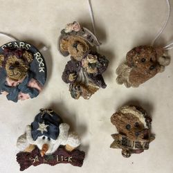 5 Boyd Bear Pins