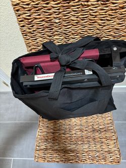 THE STADIUM CHAIR FOLDING BLEACHER SEAT WITH CARRYING BAG
