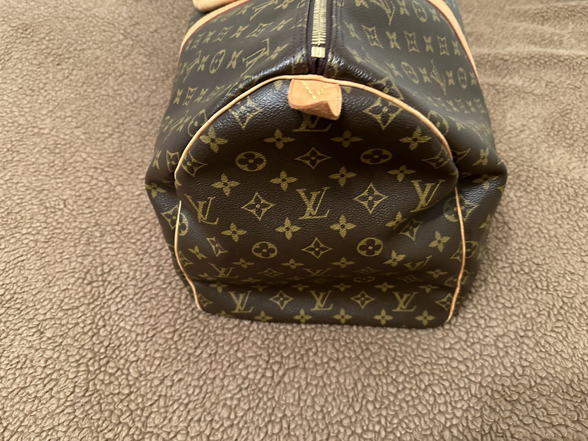 Louis Vuitton Monogram Keepall 50 Duffle Bag for Sale in Queens, NY -  OfferUp