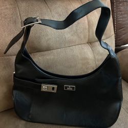 Designer Black Colored Shoulder Bag With One Adjustable Strap