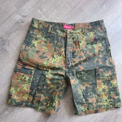 Supreme Shorts Size 32