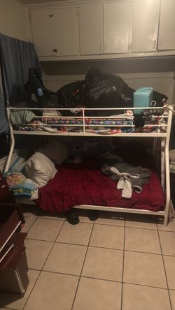 Twin bed