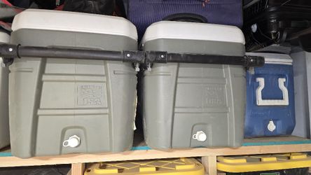 Igloo Cooler ...1 Price Each