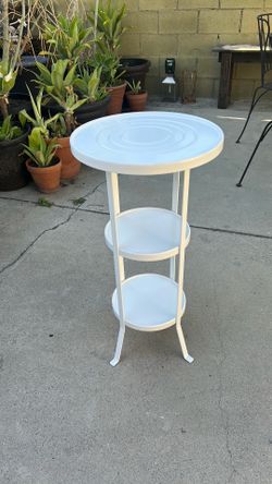 Plant stand 15” W x 29” H