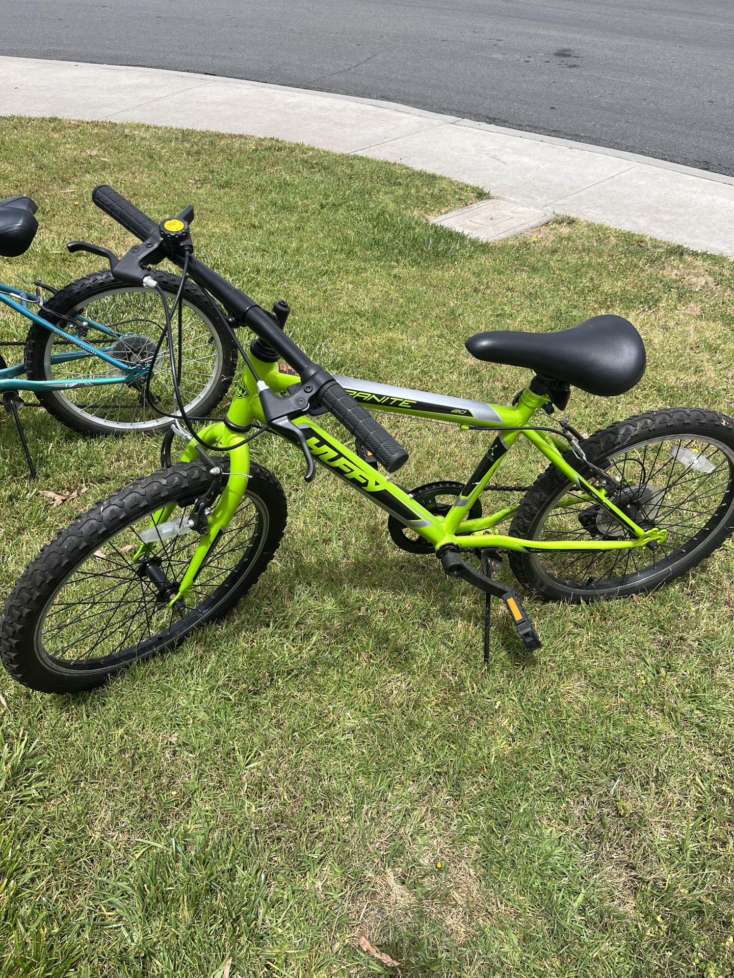 Kids Huffy Bike 20 Inches mountain bike Bicycle