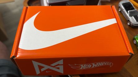 Nike x Hot Wheels Shoe Box
