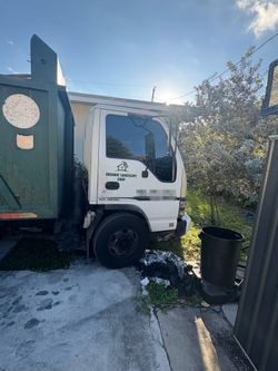 Npr truck "2007" Pulls Great, and works perfect clean documentation in hand ✋️ READ Description FIRST, LEA PRIMERO.