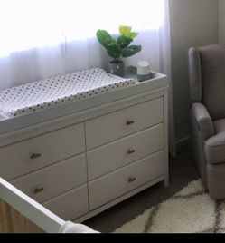 Wooden white changing table