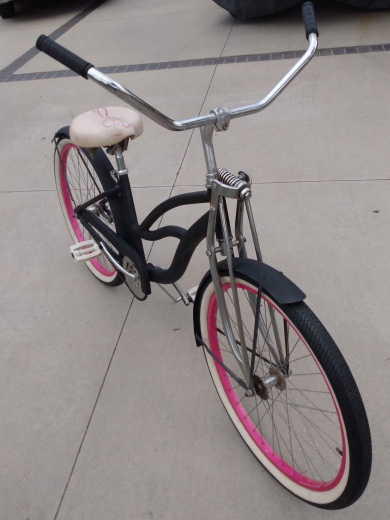 26-in Beach Cruisers, 3 To Choose From