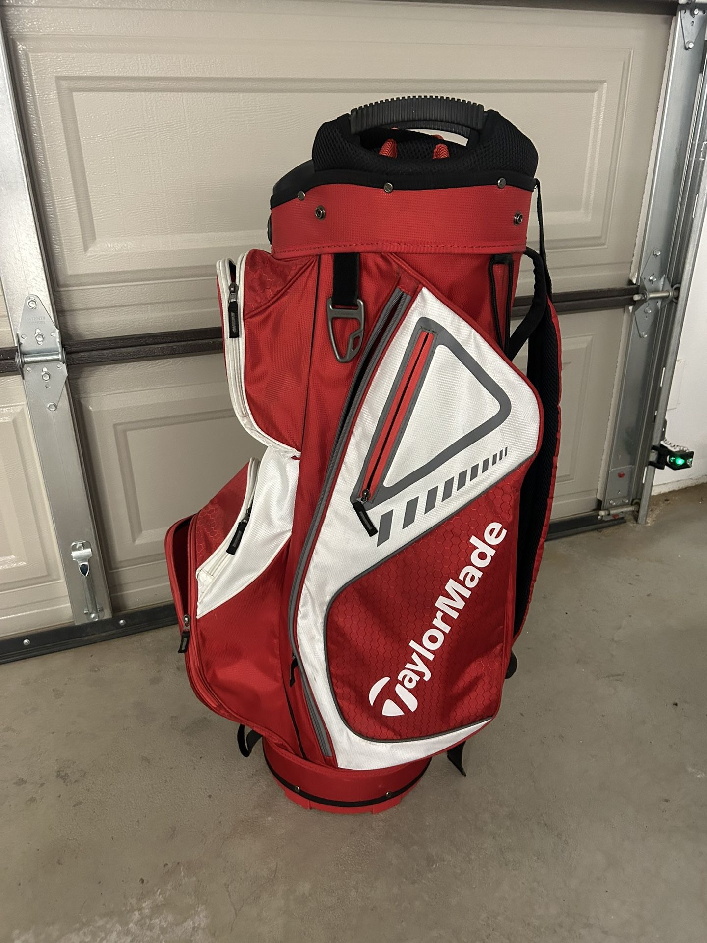 Taylor Made Golf Bag