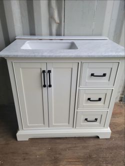 Vanity 37 in