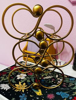 Wine Rack, Metal Countertop Wine Bottle Holder, Tabletop Wine Display Rack for Kitchen, Bar, Dining, something misssing design but still good heavy du