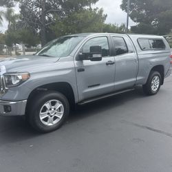 2021 Toyota Tundra - Mint Condition & Low Miles