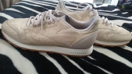 Men Reebok Size 11