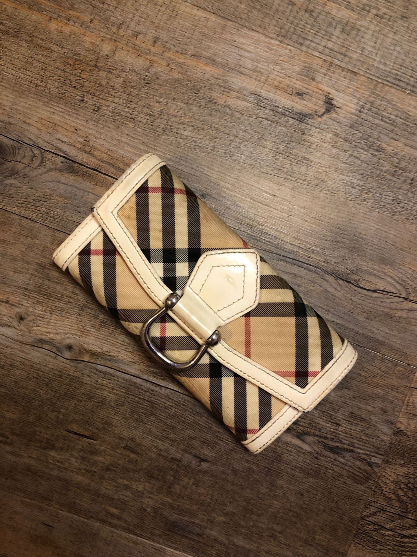 Burberry wallet
