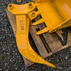 CAT 305 Mini Excavator Ripper Attachment 